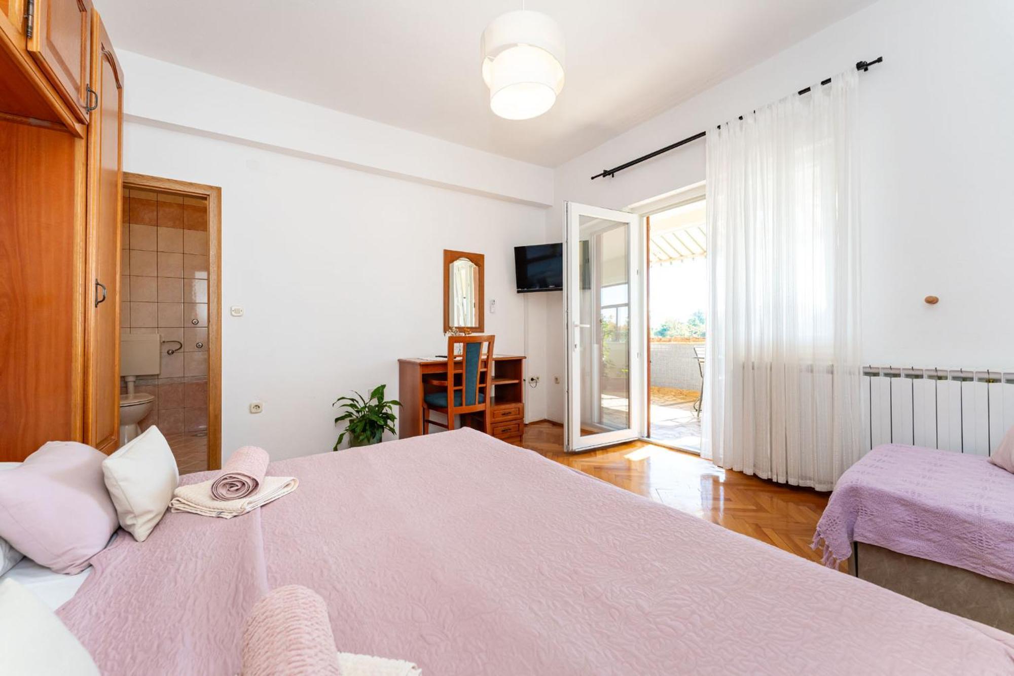 Apartments Adriana Starigrad Paklenica Rum bild