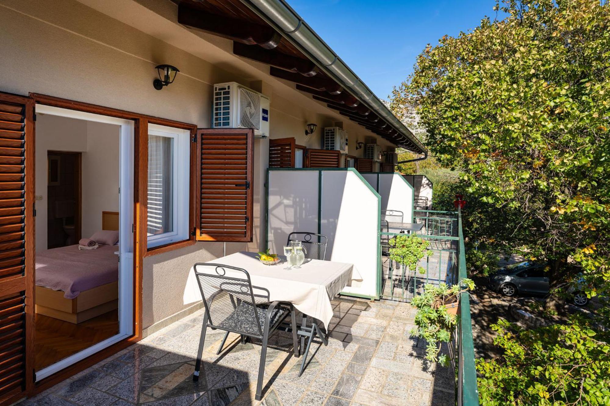 Apartments Adriana Starigrad Paklenica Rum bild