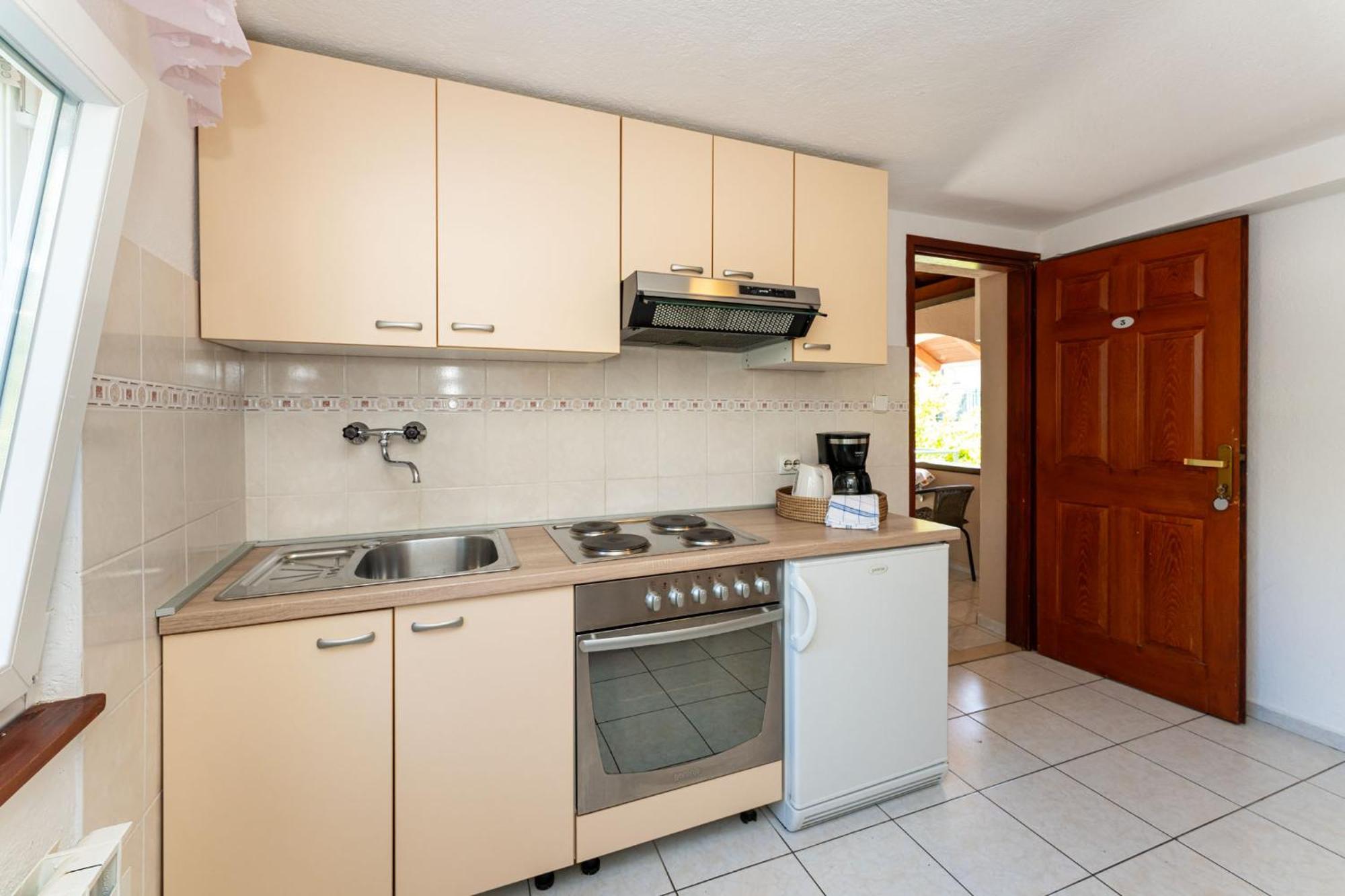 Apartments Adriana Starigrad Paklenica Rum bild